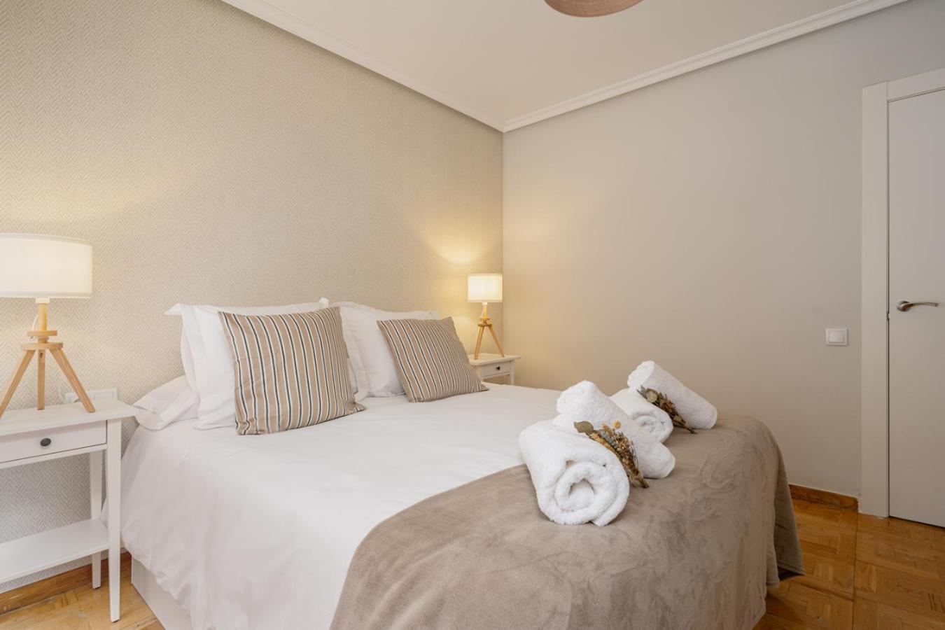 Apartamento Tres Mares Gijon Exterior photo