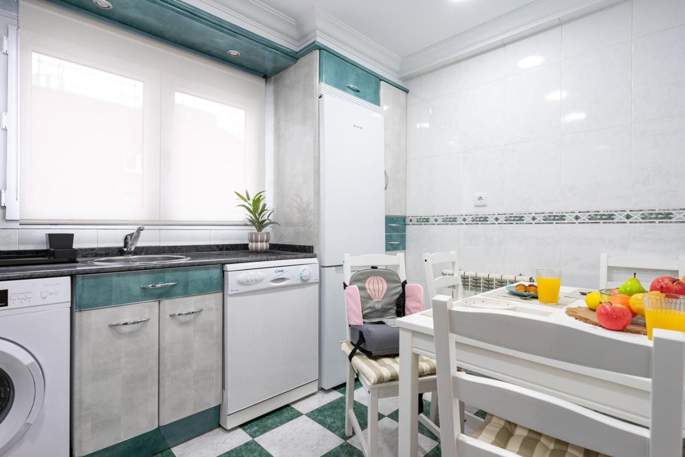 Apartamento Tres Mares Gijon Exterior photo